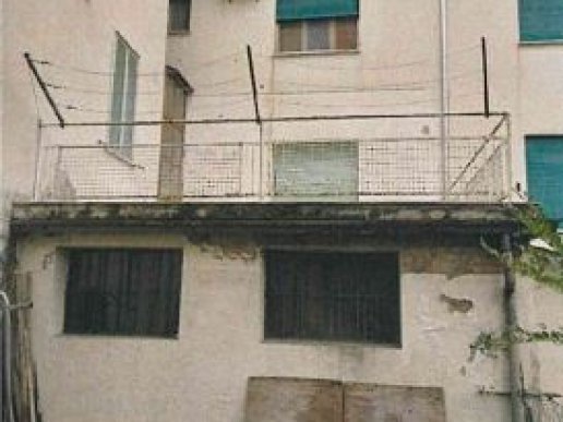 Abitazione su 3 livelli con cantina e garage in Fabbrico - 2
