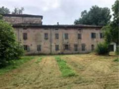 Complesso immobiliare con fabbricati e terreno in Correggio - 4