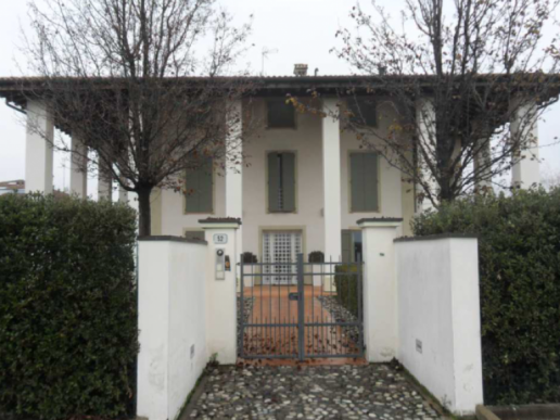 Villa signorile, 2 autorimesse, cortile esclusivo a Cognento - 1